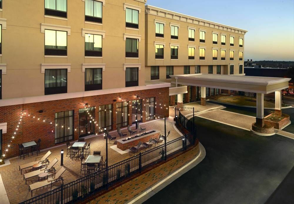 Courtyard By Marriott Lagrange Ξενοδοχείο Εξωτερικό φωτογραφία